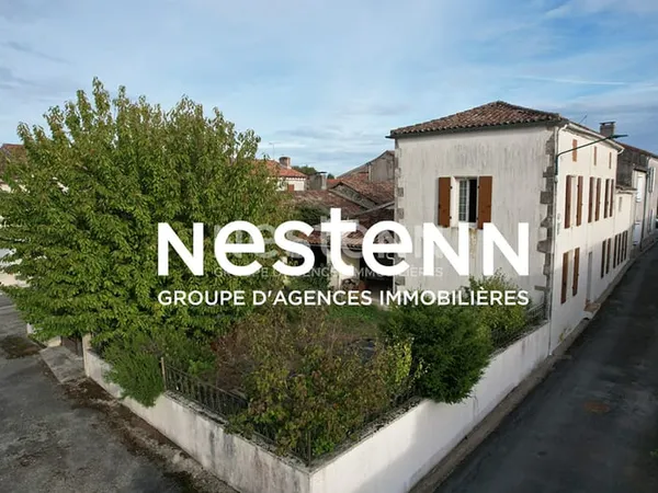 Maison de village130m² , 4 pièces à vendre à Espiens avec garage et jardin- Calme et confort