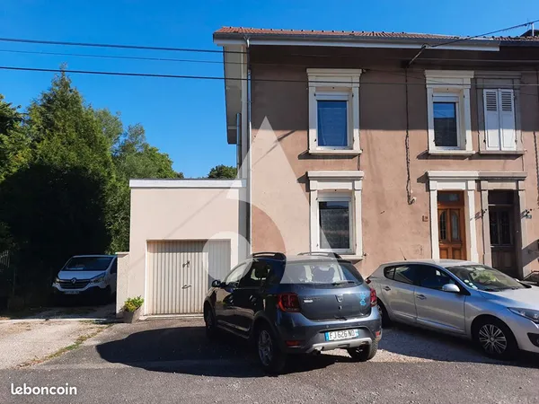 Maison 5 pièces 140 m²