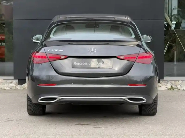 Mercedes Classe C berline 300 de hybrid eq business line — photo 33