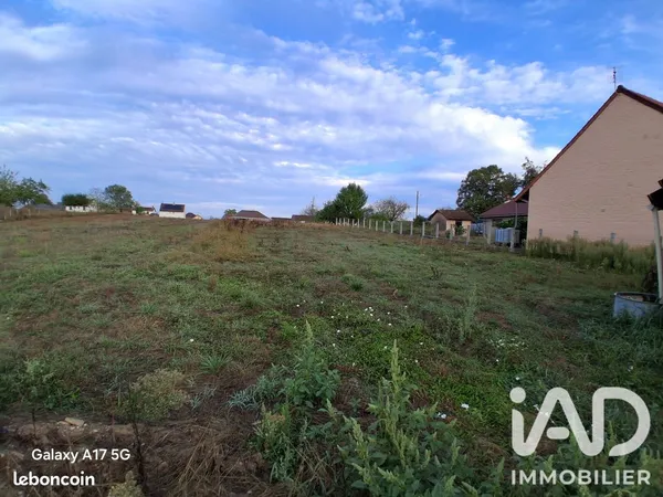 Terrain 1932 m² Frontenard