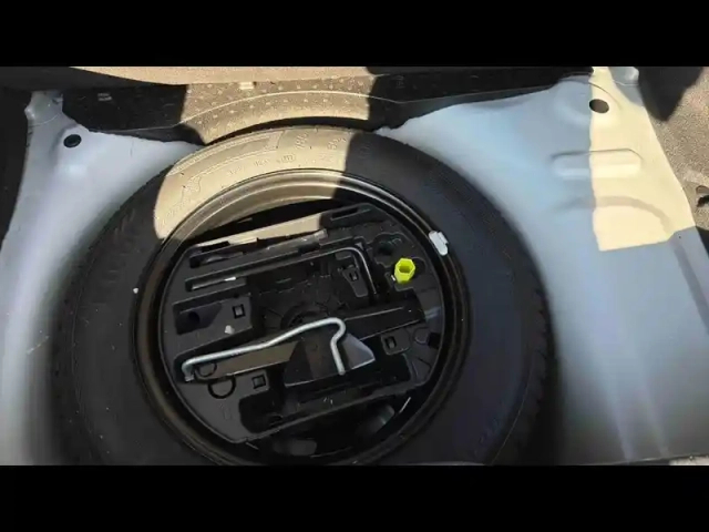 Peugeot 208 1.2 puretech 68ch e6.c like 5p — photo 6