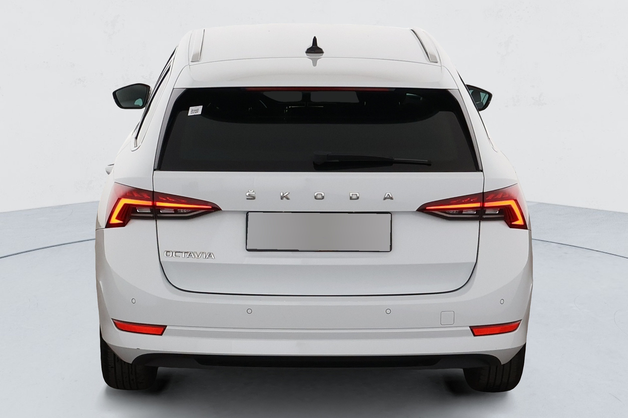 Skoda Octavia Combi — photo 4