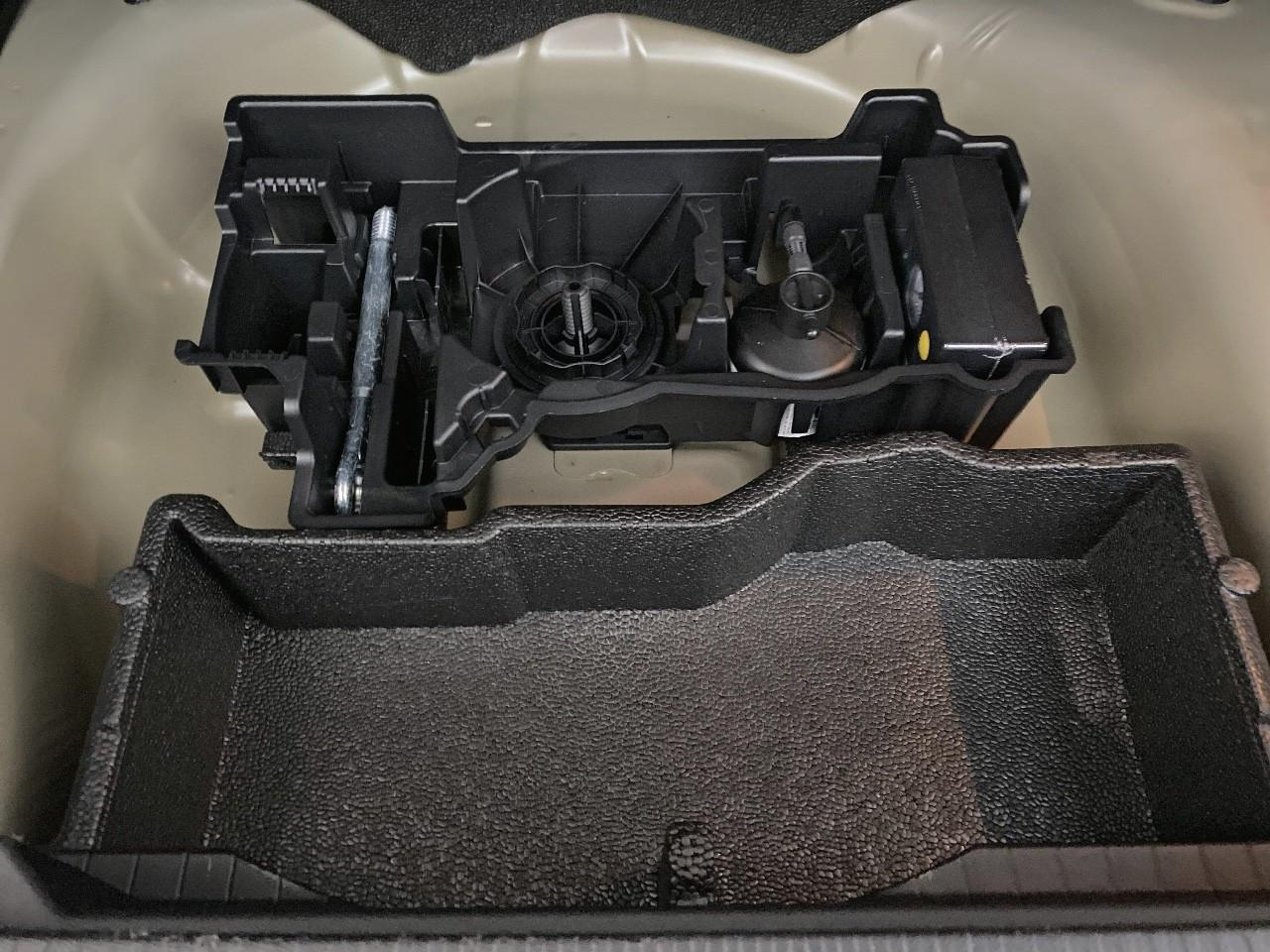 Peugeot 2008 hybrid 145 ch e-dcs6 style — photo 16