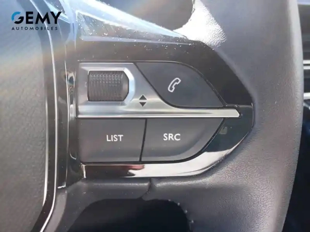 Peugeot 2008 puretech 100 s&amp;s bvm6 — photo 17