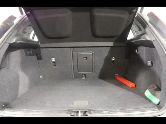 Volvo Xc40 t4 recharge 129 + 82ch plus dct 7 — photo 22