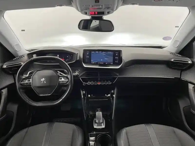 Peugeot 2008 puretech 130 s&amp;s eat8 — photo 24