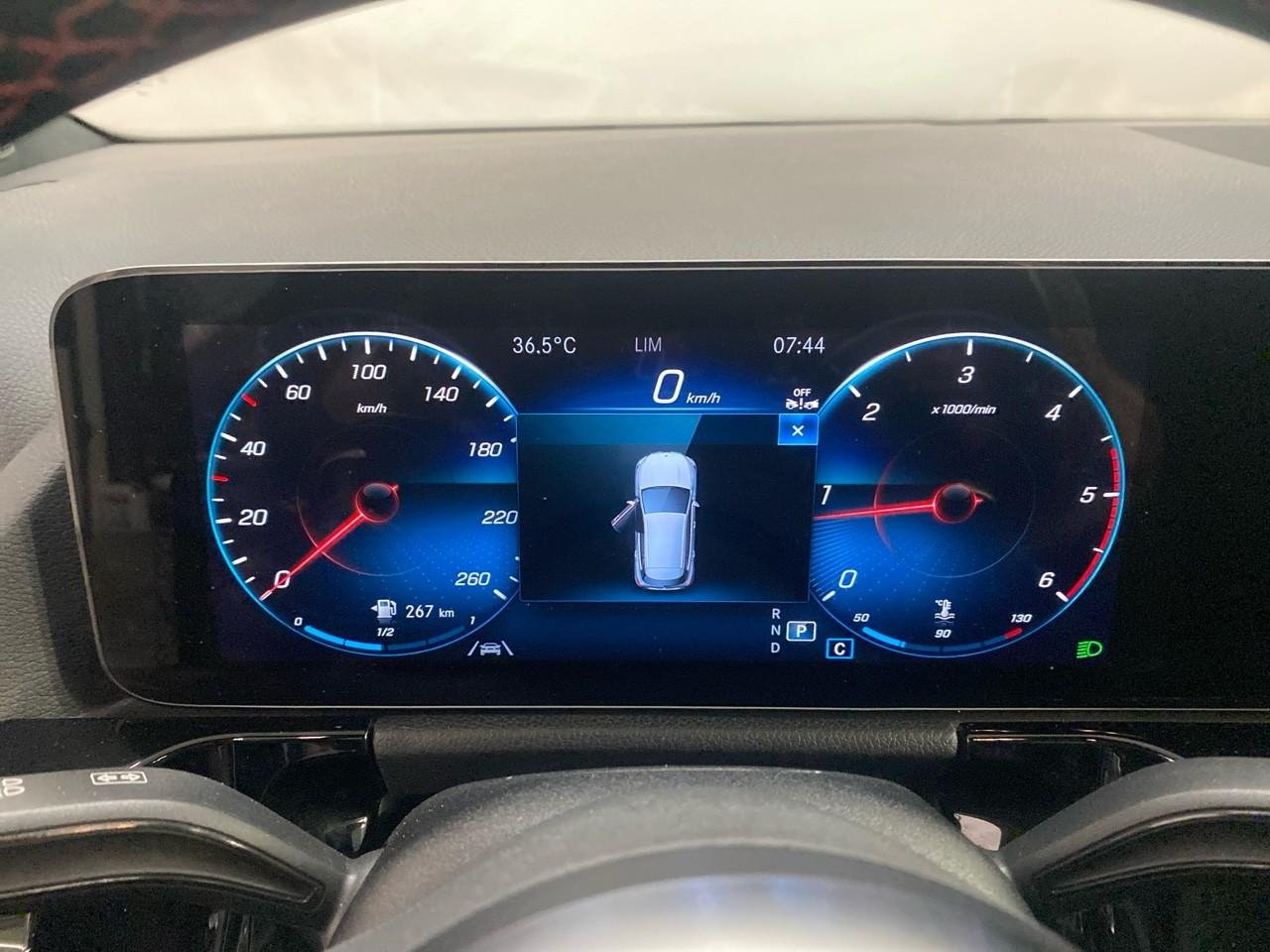 Mercedes Gla 200 d 8g-dct amg line — photo 22