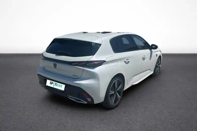 Peugeot 308 phev 180 e-eat8 — photo 6