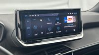 Peugeot 2008 1.2 PureTech 100ch S&S Allure — photo 13