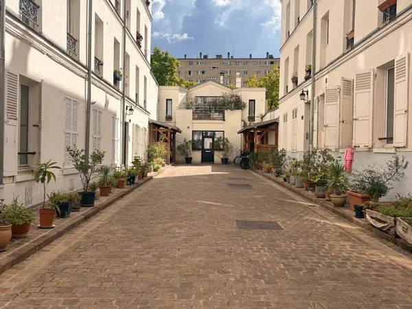 2 pièces calme sur cour