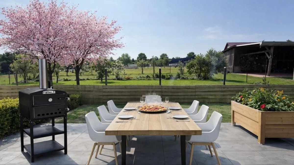 Photo 6