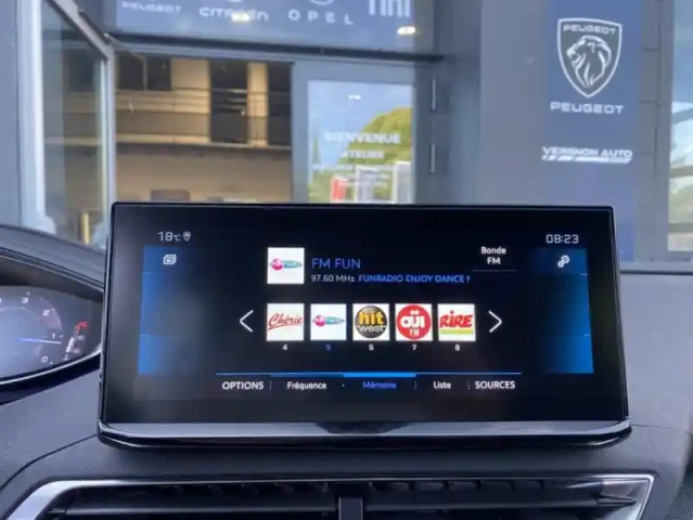 Peugeot 3008 ii bluehdi 130 s&amp;s eat8 allure — photo 17