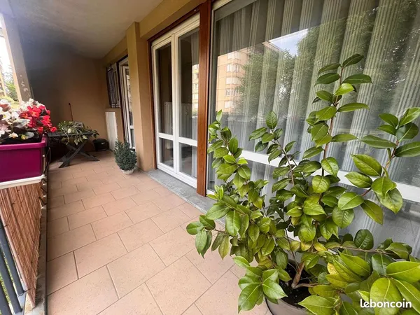 Appartement 3 pièces 104 m²