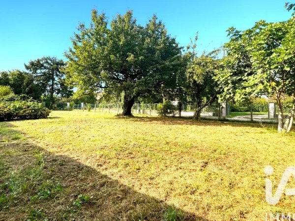 Terrain 1029 m²