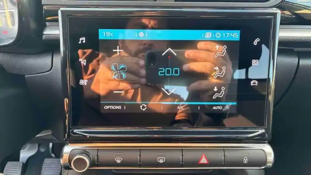 Citroën C3 puretech 83 s&amp;s bvm5 — photo 20