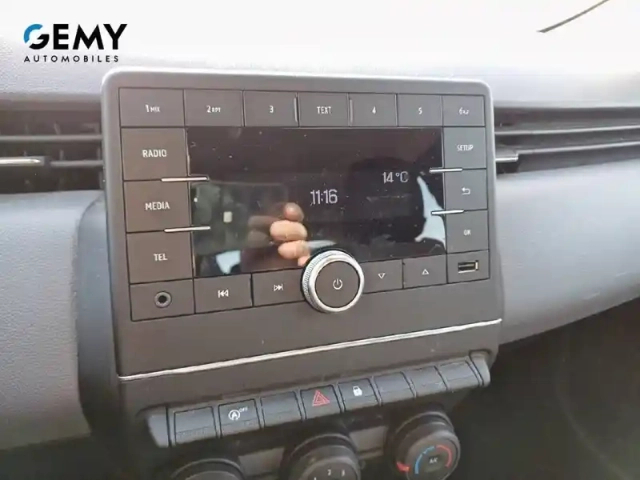 Renault Clio sce 65 — photo 15