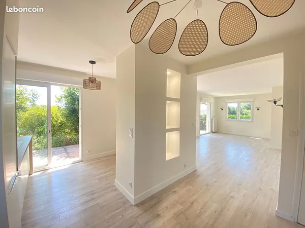 Maison 7 pièces 160 m²