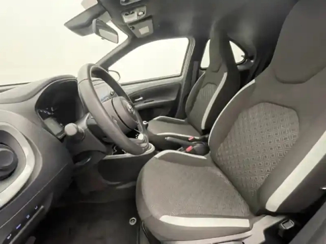 Toyota Aygo 1.0 vvt-i 72 design — photo 15
