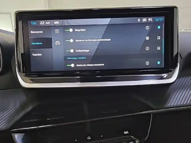 Peugeot 2008 hybrid 145 e-dcs6 — photo 48