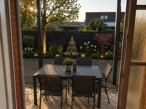 Maison mitoyenne de charme 95 m² avec jardin privatif 130 m²