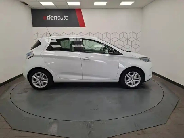 Renault Zoé zoe r90 — photo 10