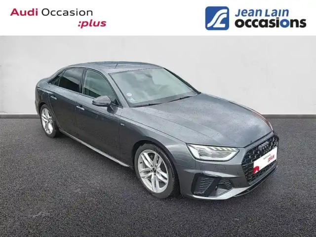 Audi A4 35 tfsi 150 s tronic 7 — photo 24