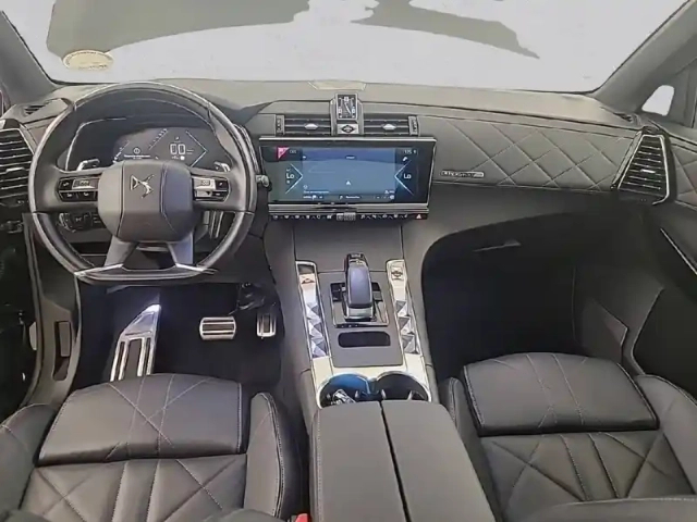 Ds Ds 7 ds7 crossback hybride e-tense 300 eat8 4x4 — photo 12