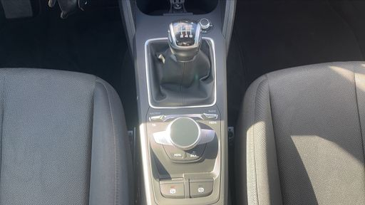 Audi Q2 30 TFSI 110 - Business Line – 2022 – 50792 km – Essence – Boîte Manuelle — photo 28