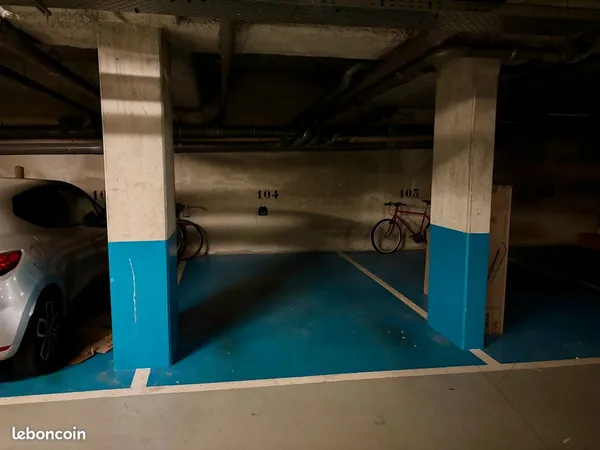 Parking sous-sol sécurisé - Saint-Denis Pleyel - 80/mois