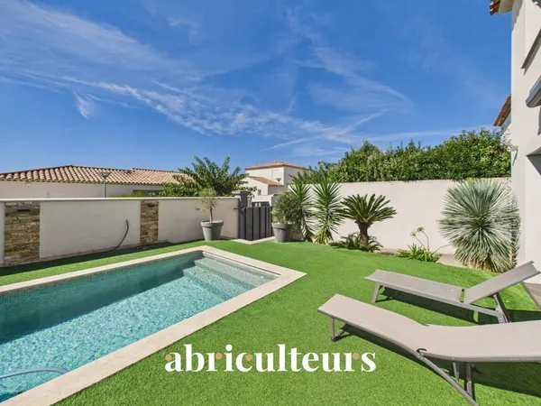 Vends maison ancienne - 131 m² - 5 pièces, 3 chambres - Les Pennes-Mirabeau 13170