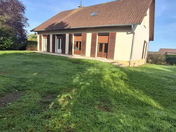 Maison 11 pièces 159 m²