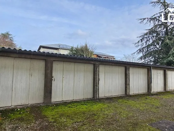 Parking/box 13 m² Chalon-sur-Saône