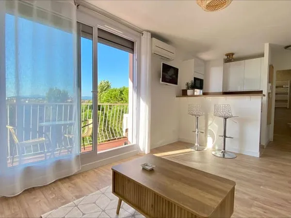 Studio 1 pièce 24 m²