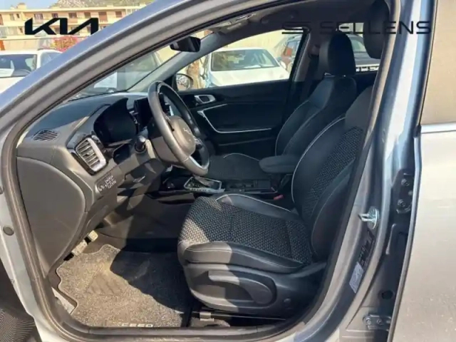 Kia Xceed 1.6 gdi 141ch phev active dct6 — photo 8