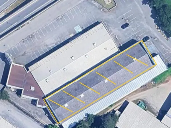 Local commercial 934 m²