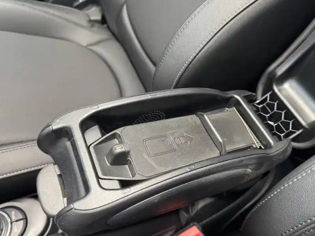 Mini Mini hatch 5 portes cooper 136 ch dkg7 — photo 45