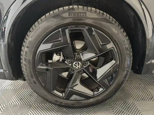 Volkswagen Tiguan 2.0 tdi 150ch r-line exclusive dsg7 — photo 9