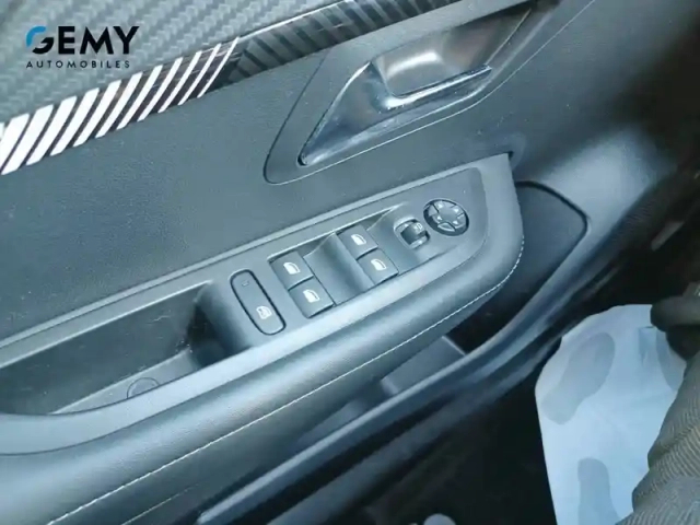 Peugeot 208 puretech 100 s&amp;s bvm6 — photo 20
