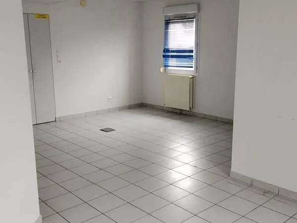 Bureaux 93 m² Châtenoy-le-Royal