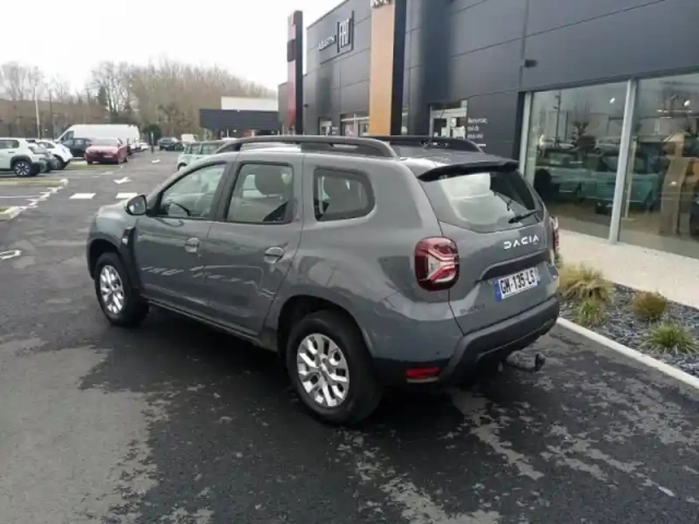 Dacia Duster 1.0 eco-g 100ch  journey 4x2 — photo 7