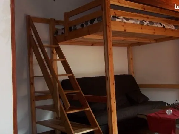 À vendre, charmant Studio, au centre de CORTE, tout équipé