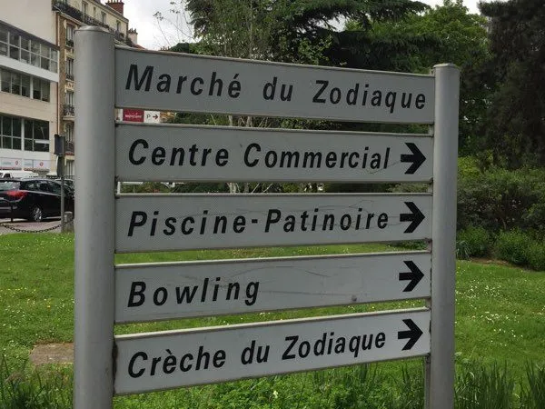 À vendre parking 🅿️ rue de Bezons, rue auguste au beau, entrée à COURBEVOIE LA DÉFENSE par le 1 de l