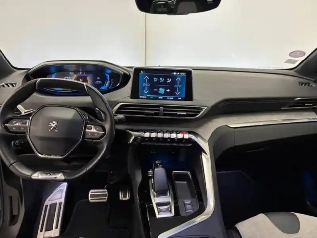 Peugeot 3008 hybrid 225ch gt line e-eat8 10cv — photo 12