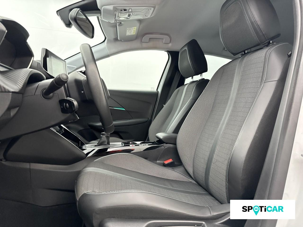 Peugeot 208 1.2 puretech 100ch s&s allure — photo 9
