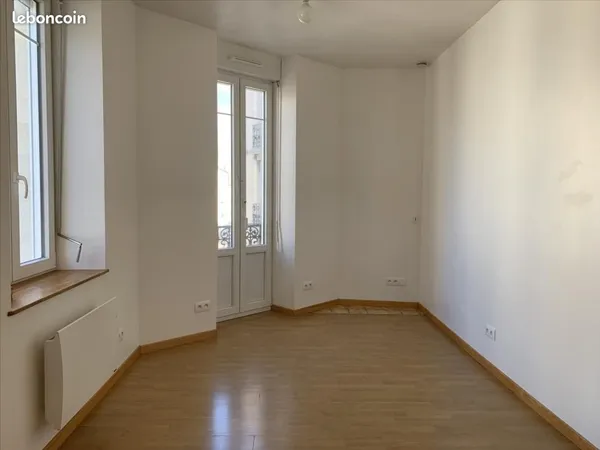 Studio 1 pièce 20 m²