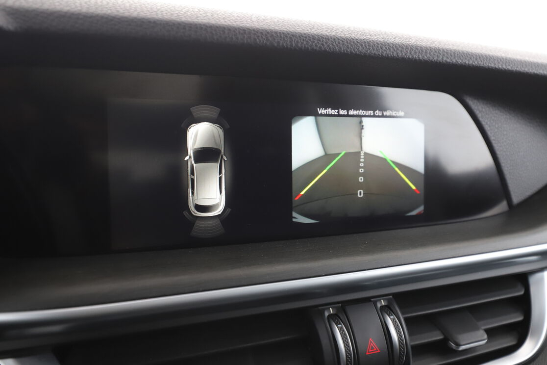 Alfa Romeo Stelvio 2.2 Diesel Q4 Super AT8 — photo 11