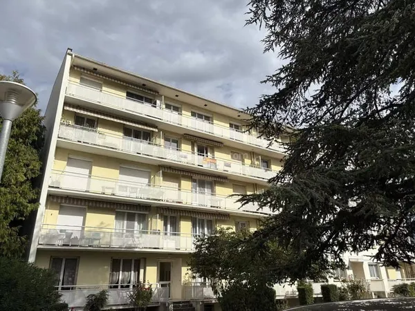 Appartement 4 pièces 64 m²