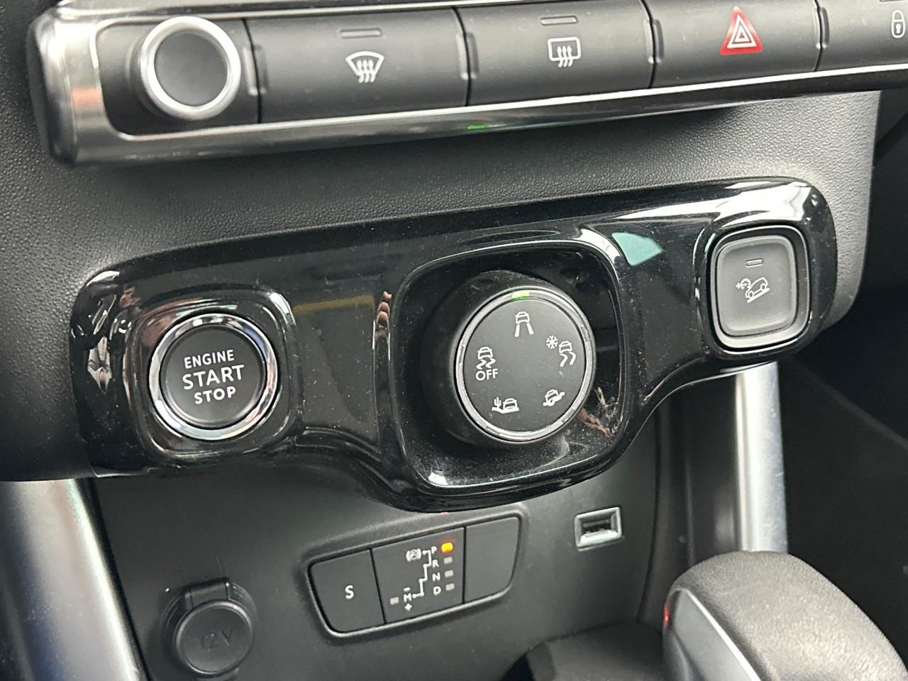 Citroën C3 Aircross puretech 130 s&s eat6 rip curl — photo 27