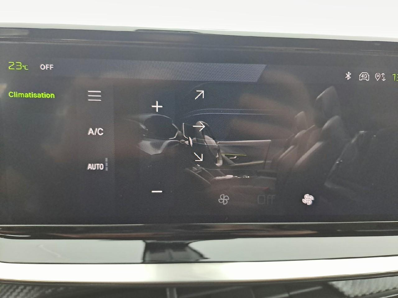 Peugeot 2008 puretech 130 s&s eat8 gt — photo 24