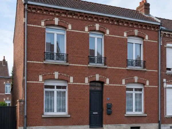 Immeuble de rapport 13 pièces 219 m²